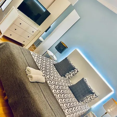 Luxury Studio In Lisbon City Center, Next Station Apartment Lisbon